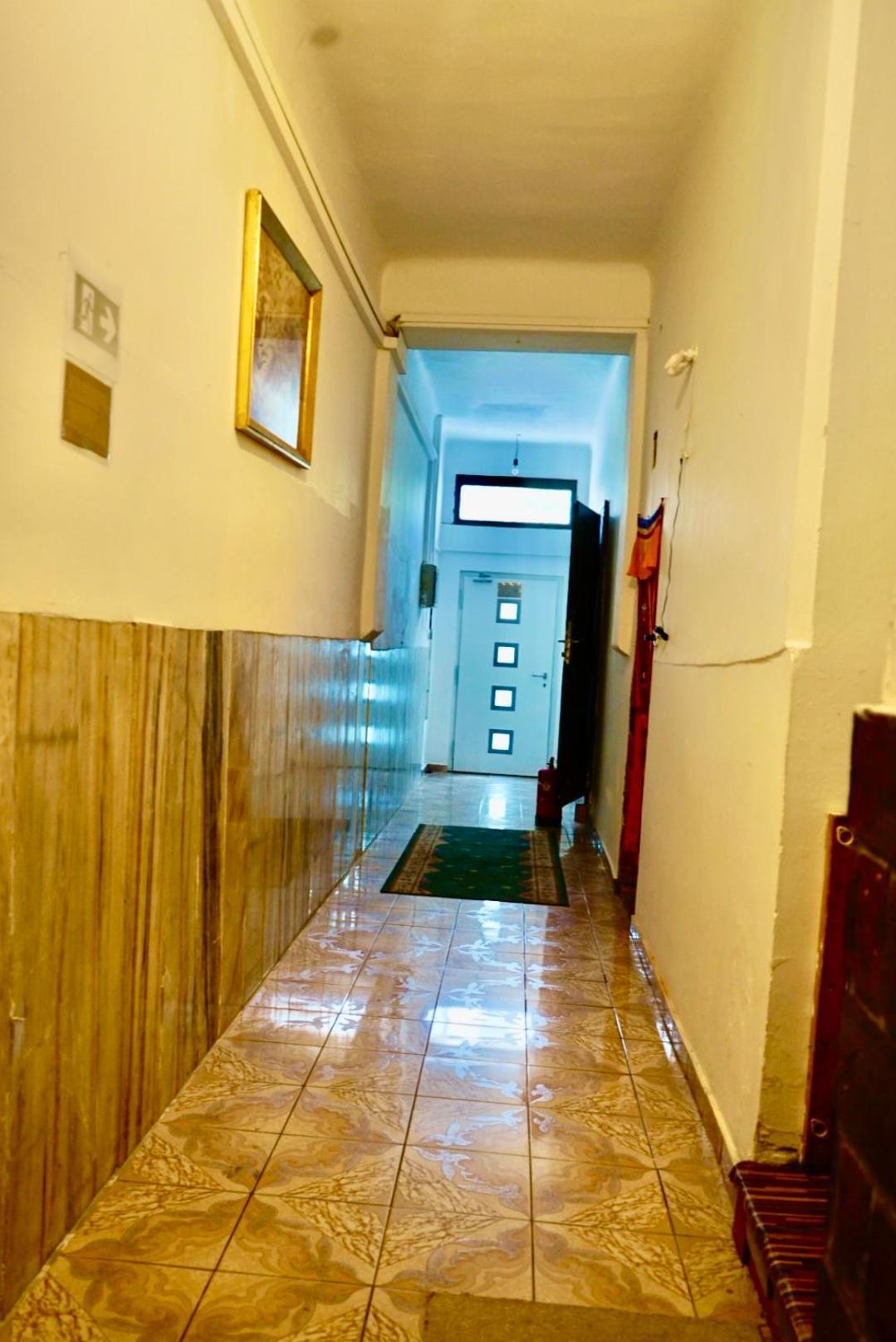 U6 Schoepfwerk Hostel 1 Wien Eksteriør billede