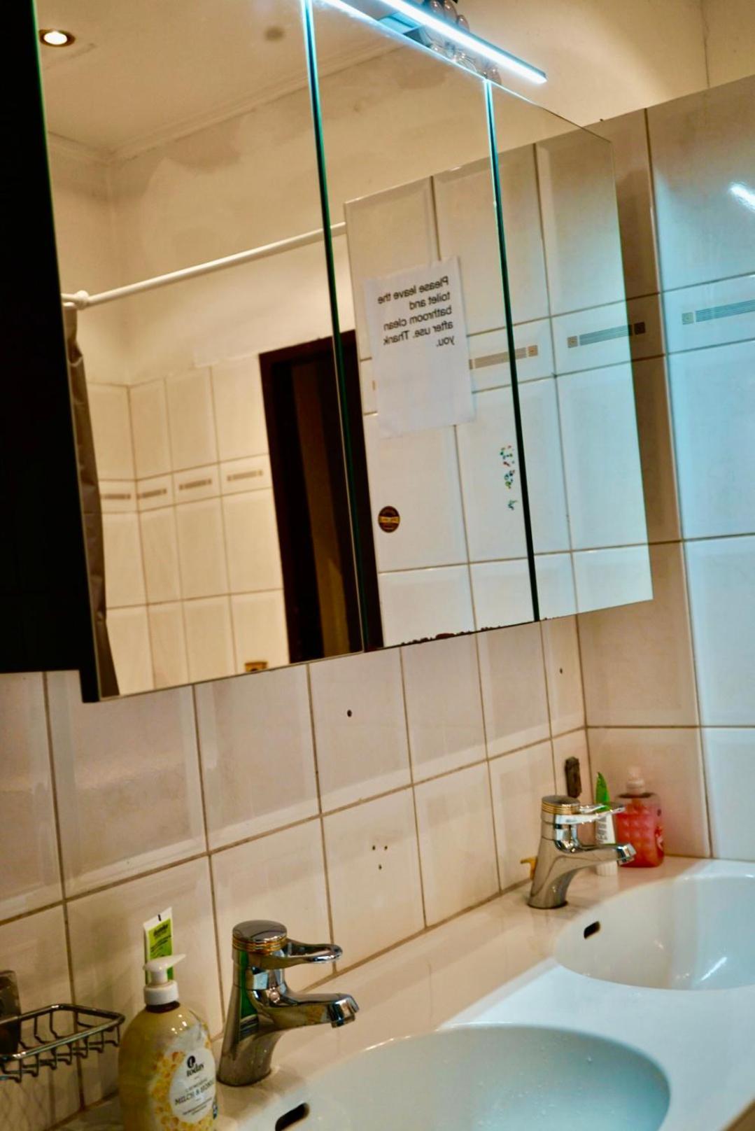 U6 Schoepfwerk Hostel 1 Wien Eksteriør billede